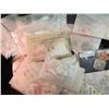 Image 2 : 1422. Packets of 100's of Used Foreign Stamps.