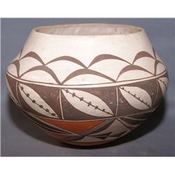 ACOMA POTTERY JAR