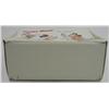 Image 4 : 1963 Mickey Mouse Vinyl Lunchbox
