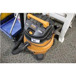 RIGID 14 GALLON PROFESSIONAL WET/DRY VACUUM