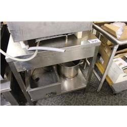3 FT STAINLESS STEEL KITCHEN STAND W/BACKSPLASH