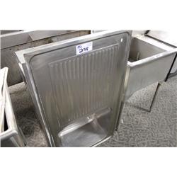 LARGE STAINLESS STEEL SINK W/RUNOFF