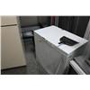 Image 3 : 3 APPLIANCES INCL MAYTAG OVEN -  FRIGIDAIR FEEZER &