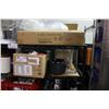 Image 3 : LARGE LOT OF MISC RESTAURANT ITEMS