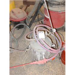 PAINT POT W/SPRAYER
