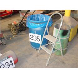 TRASH CAN & STEP STOOL