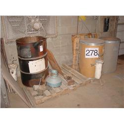 BARREL OF MISC CHAIN, BARRELS & PALLET