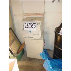 SAVIN 2513 COPPER W/STAND