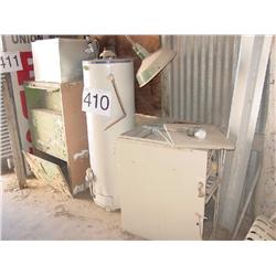HEATERS & HOT WATER TANK (3X)