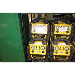 3: 5-IN-1 PORTABLE POWER PACKS