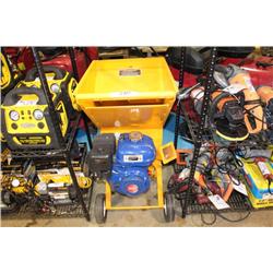 CM GAS MOBILE WOOD CHIPPER