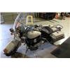 Image 2 : 2004 WHITE HARLEY FLHPI MOTORCYCLE
