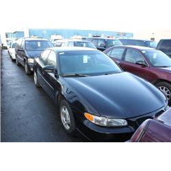 2001 BLACK PONTIAC GRAND PRIX 4DR SEDAN