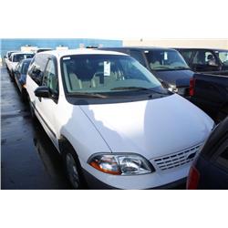 2002 WHITE FORD WINDSTAR PASSENGER VAN