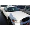 Image 1 : 2006 WHITE FORD CROWN VICTORIA POLICE SERIES 4DR
