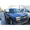 Image 1 : 2003 BLUE CHEVROLET SILVERADO 2500 HD 4X4 PICK UP
