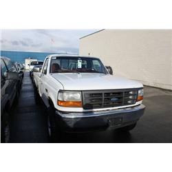 1997 WHITE FORD F-350 XL PICK UP
