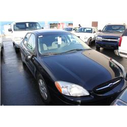 2002 BLACK FORD TAURUS 4DR SEDAN