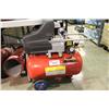 Image 1 : 3: 10 GALLON AIR COMPRESSORS