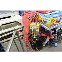 CREEPERS -  DOLLIES & CAR TOOLS