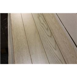 GOLDEN TRIM OAK SOLID WOOD FLOATING FLOOR