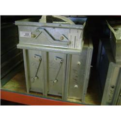 LOT OF GREENCHECK DAMPERS