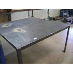 4' X 4' STEEL TABLE