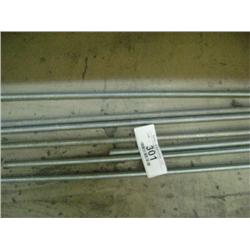 LOT OF THREADED BARS