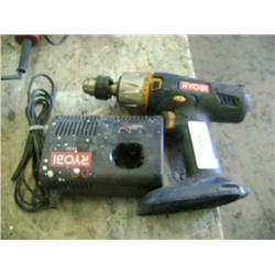 RYOBI P206 CORDLESS DRILL