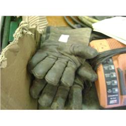 WELDER'S GLOVES