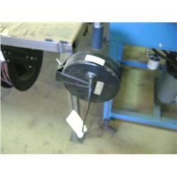 CE 801 RETRACTABLE HOSE REEL W/ 30' HOSE