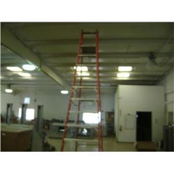 14' FIBERGLASS LADDER
