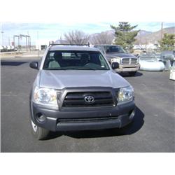 2008 TOYOTA TACOMA PRERUNNER V6 VIN#5TETU62N687573803 W/ TOOLBOX AND HEADACHE RACK 75,812 MILES