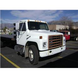 1986 INTERNATIONAL S1600 VIN#1HTLAEM8GHA41869 20' STAKE BED W/ LIFT GATE 127,223 MILES