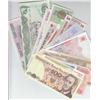 Image 1 : LOT OF 40 WORLD BANKNOTES UNCIRCULATED