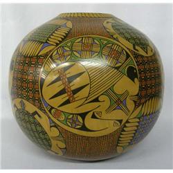Mata Ortiz Polychrome Pot by Elfida Tena