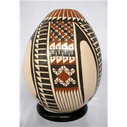 Mata Ortiz Small Pottery Jar by Armando Rodriquez