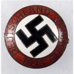 WW2 GERMAN NAZI ENAMELED BADGE - Maker marked RZM