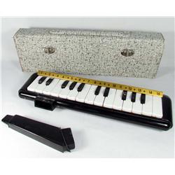VINTAGE MELODICA / WIND PIANO INSTRUMENT W/ CASE