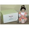 Image 1 : PATTY CAKE PORCELAIN DOLL - GEORGETOWN COLLECTION
