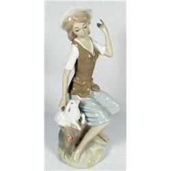 CASADES PORCELAIN FIGURINE - MADE IN SPAIN - Appro