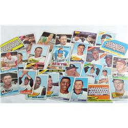 LOT OF 30 1960'S TOPPS BASEBALL CARDS - UNSEARCHED