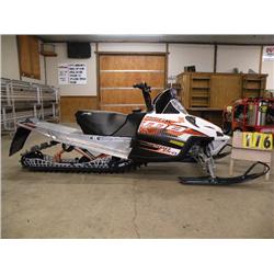 2009 Arctic Cat M-8 Sno-Pro   SN-4UF09SNW29T808207