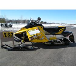 2004 Ski Doo MXZ X   SN-2PBS282414V000142