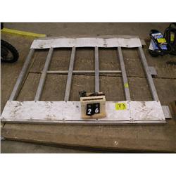Aluminum trailer ramp
