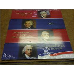 2007-P/D US MINT PRESIDENTIAL DOLLAR COIN UNC SET