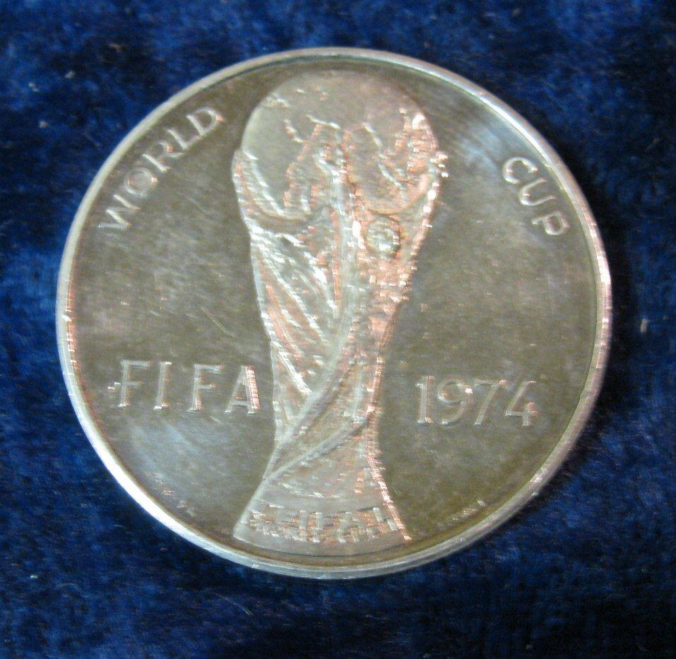 422. 1974 FIFA World Cup 1000 Fine Silver German Medal.