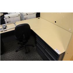 MAPLE CORNER COMPUTER DESK