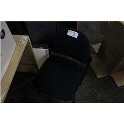 BLACK CLIENT CHAIR