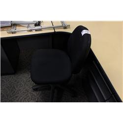 BLACK ERGONOMIC OFFICE CHAIR